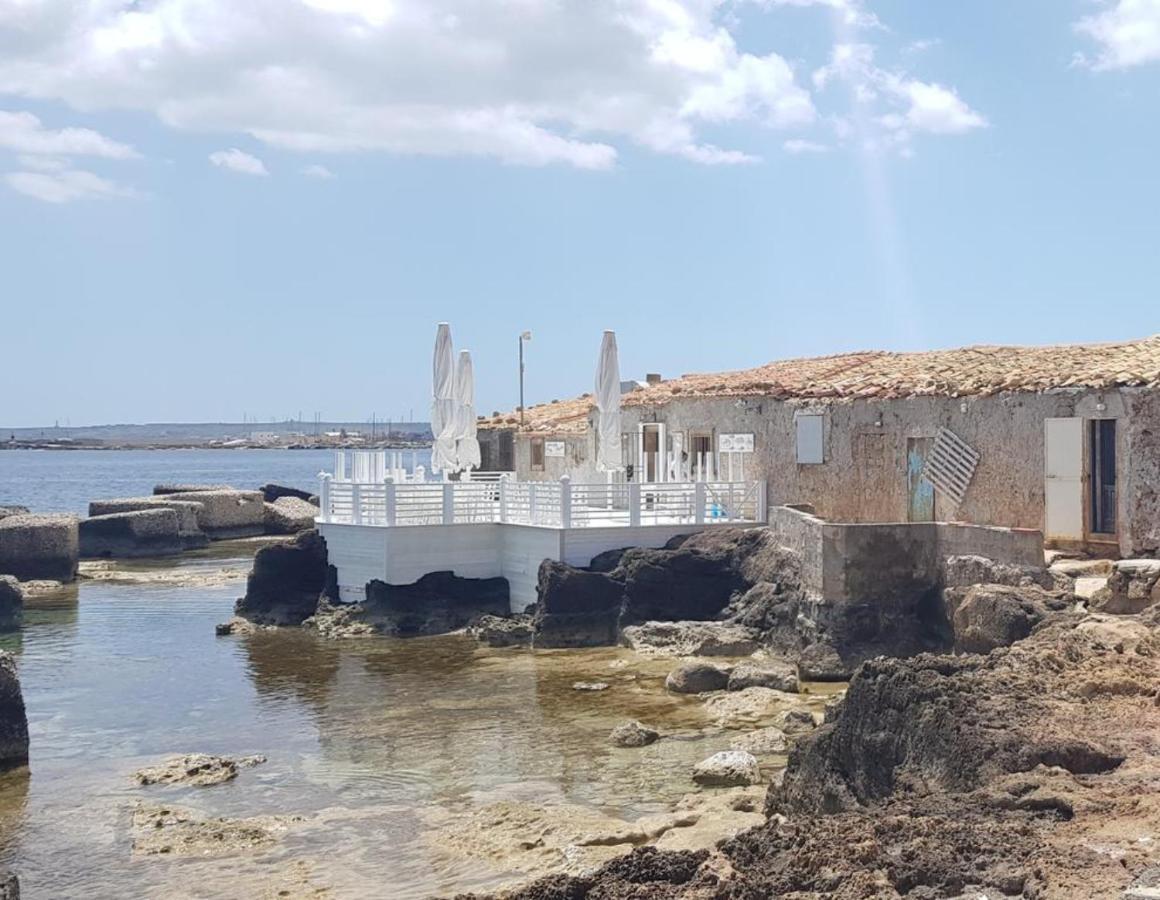 La Casa Sulla Spiaggia Marzamemi Kültér fotó